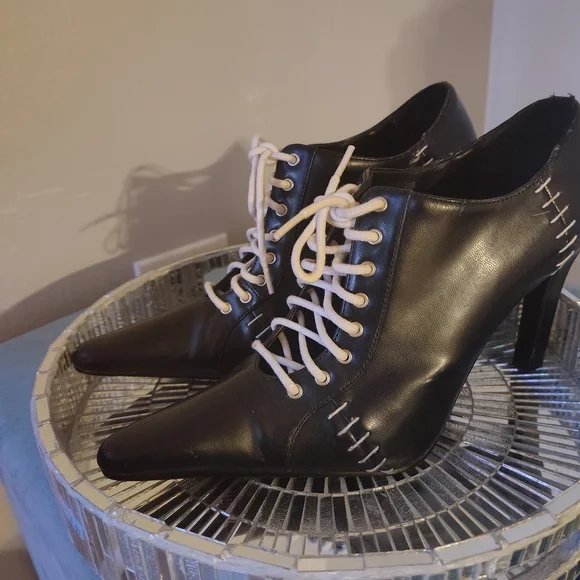 Black Ankle Boots with White Laces - Picture 3 of 4